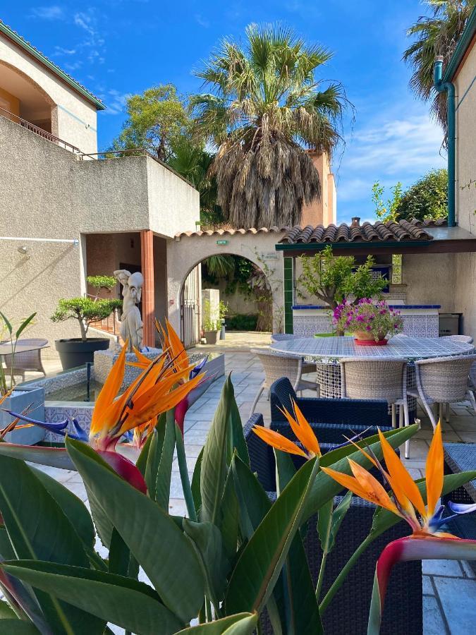 Logis Hotel Les II Mas - Perpignan Sud Кабестань Экстерьер фото